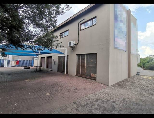620M² BUSINESS CENTRE FOR SALE IN VANDERBIJLPARK CENTRAL